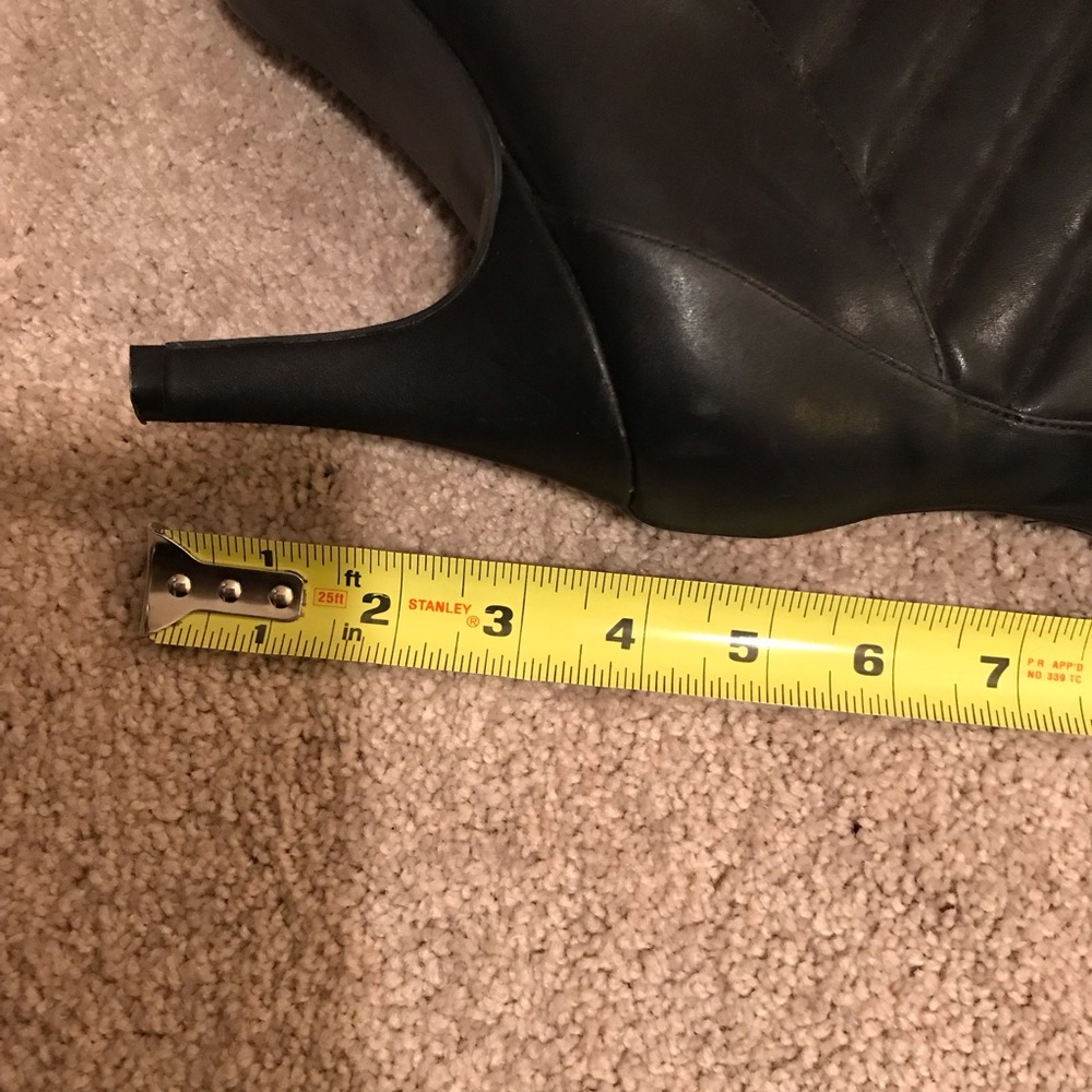 Torrid Quilted Black Heeled Boots Size 11W - Picture 5 of 11